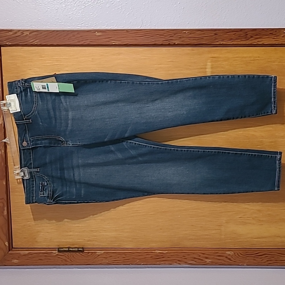 Jessica Simpson Soft Sculpt High Rise Skinny